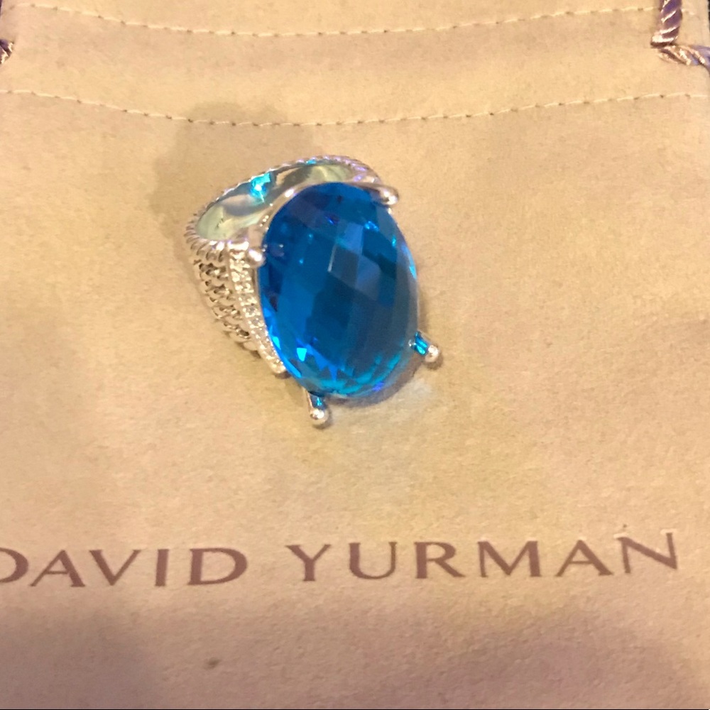 David Yurman oval Wheaton ring size 9